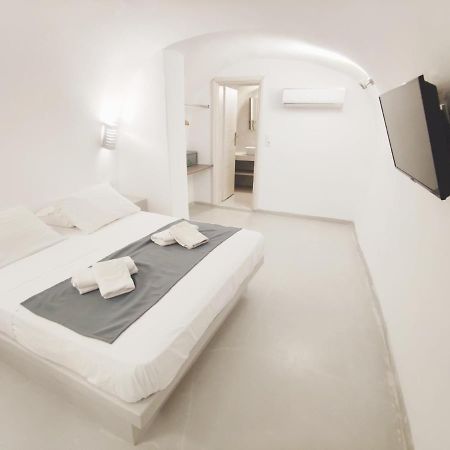 Fira Spirit Getaway Fira (Santorini) Exterior photo
